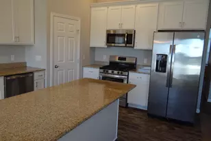 4424 Dublin Dr, Janesville, WI 53546 - Photo 12