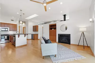 614 W Doty Street #401, Madison, WI 53703 - Photo 8