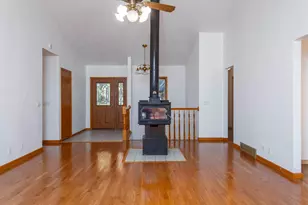 4417 N Galaxy Dr, Janesville, WI 53546 - Photo 8