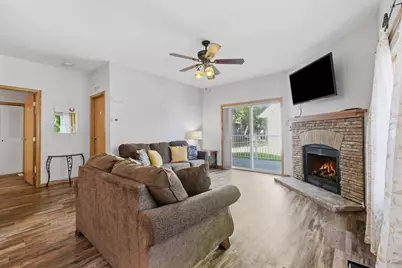 704 Riverview Court, Jefferson, WI 53549 - Photo 8