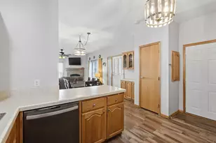 704 Riverview Ct, Jefferson, WI 53549 - Photo 12