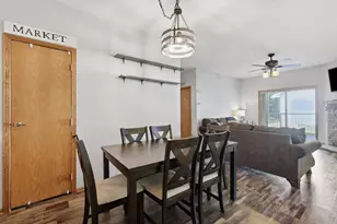 704 Riverview Ct, Jefferson, WI 53549 - Photo 16