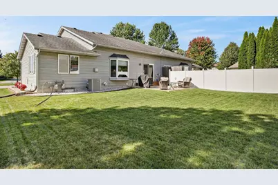 636 Constitution Lane, DeForest, WI 53532 - Photo 6