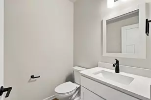 2809 Crinkle Root Dr, Fitchburg, WI 53711 - Photo 14
