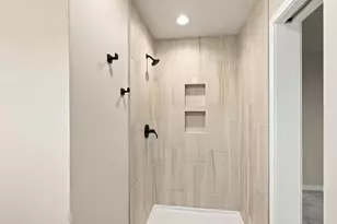 2809 Crinkle Root Dr, Fitchburg, WI 53711 - Photo 20