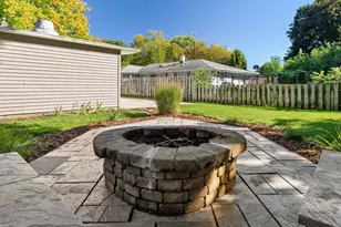520 S 27th St, Sheboygan, WI 53081 - Photo 2