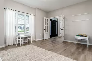 3185 S Jackdaws Dr, Beloit, WI 53511 - Photo 10