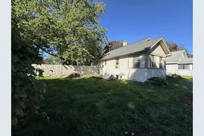 547 N Walnut Street, Janesville, WI 53548 - Photo 16