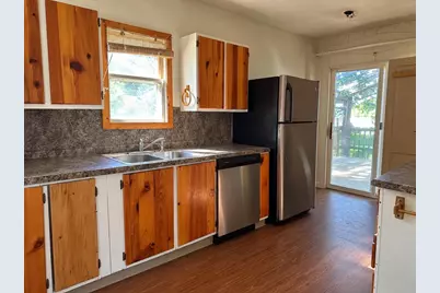 547 N Walnut Street, Janesville, WI 53548 - Photo 2