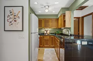 15 Hickory Hollow Dr, Madison, WI 53705 - Photo 10