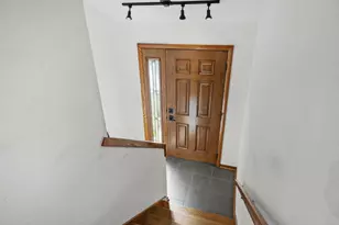 15 Hickory Hollow Dr, Madison, WI 53705 - Photo 32