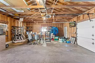 526 Badger Dr, Baraboo, WI 53913 - Photo 32