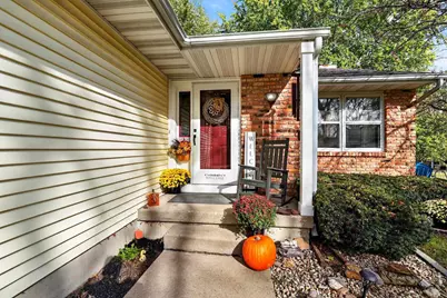 1019 Fountain Drive, Sun Prairie, WI 53590 - Photo 4