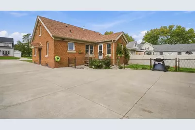 106 Center Street, Fox Lake, WI 53933 - Photo 20