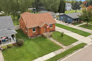 106 Center St, Fox Lake, WI 53933 - Photo 10