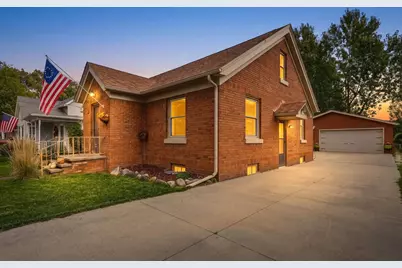 106 Center Street, Fox Lake, WI 53933 - Photo 2