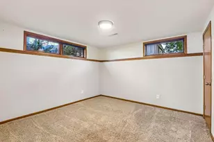 6 Buhler Ct, Madison, WI 53704 - Photo 28