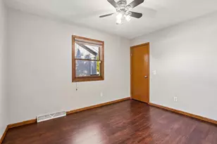 6 Buhler Ct, Madison, WI 53704 - Photo 16