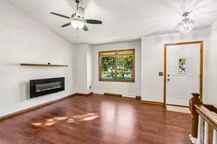 6 Buhler Ct, Madison, WI 53704 - Photo 4