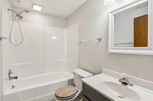 6 Buhler Ct, Madison, WI 53704 - Photo 28