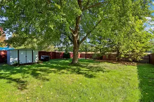 6 Buhler Ct, Madison, WI 53704 - Photo 10