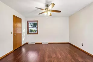 6 Buhler Ct, Madison, WI 53704 - Photo 20