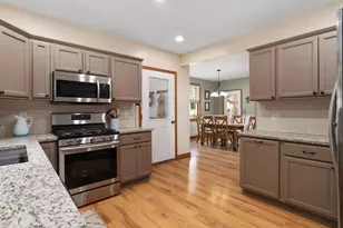 217 Randolph St, Walworth, WI 53184 - Photo 22
