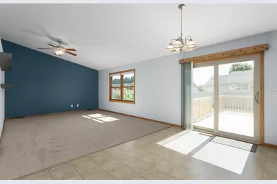 4500 Red Tail Lane, Janesville, WI 53546 - Photo 4