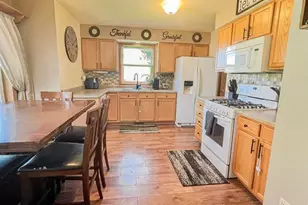 336 Blaser Dr, Belleville, WI 53508 - Photo 6