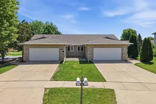 1051-1053 Tamarack Way, Verona, WI 53593 - Photo 2