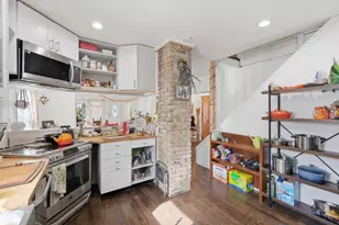 2453 Superior St, Madison, WI 53704 - Photo 10