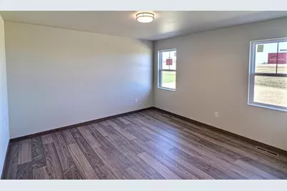 470 Nickolas Street, Randolph, WI 53956 - Photo 8