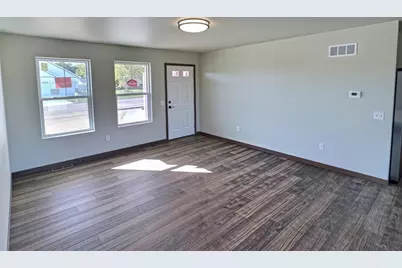 470 Nickolas Street, Randolph, WI 53956 - Photo 4