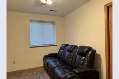 732 Meadow Park Drive, Clinton, WI 53525 - Photo 12