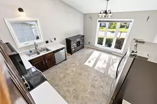 15 Geronimo Cir, Madison, WI 53713 - Photo 8