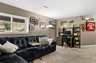 535 Goldenrod Cir, Verona, WI 53593 - Photo 20