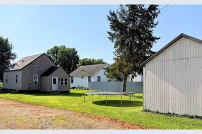 619 N Michigan Street, Prairie Du Chien, WI 53821 - Photo 4