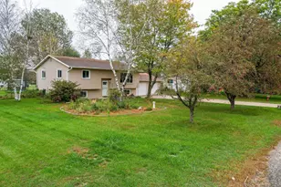 928 Pfaff Pkwy, Sparta, WI 54656 - Photo 2