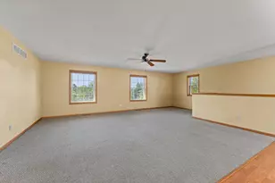 517 Vine St, Baraboo, WI 53913 - Photo 8