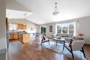 7705 Crawling Stone Rd, Madison, WI 53719 - Photo 4