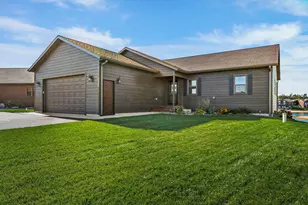 N8629 N Log Cabin Ct, New Lisbon, WI 53950 - Photo 30