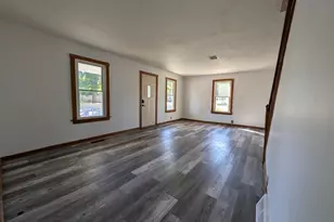 631 2nd St, Reedsburg, WI 53959 - Photo 6