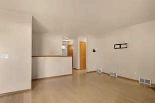 5314 Valley Edge Dr, Madison, WI 53704 - Photo 14