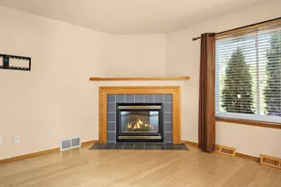5314 Valley Edge Dr, Madison, WI 53704 - Photo 10