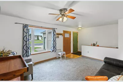 82 Bindl Drive, Reedsburg, WI 53959 - Photo 4
