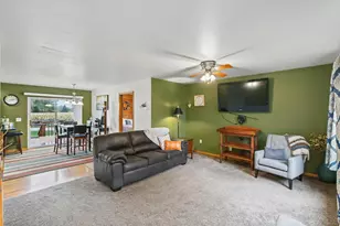 82 Bindl Dr, Reedsburg, WI 53959 - Photo 2