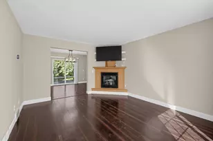 1138 Glacier Hill Dr, Madison, WI 53704 - Photo 8