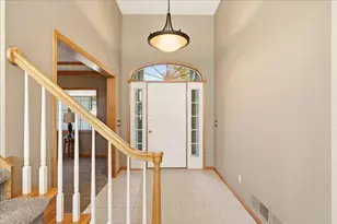 9101 Settlers Rd, Madison, WI 53717 - Photo 4