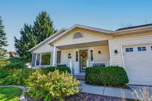 2801 Tucson Trail, Madison, WI 53719 - Photo 2