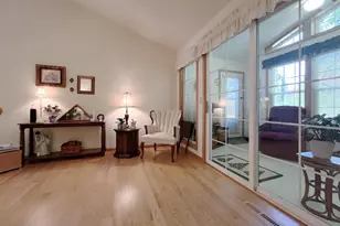 187 N Musket Ridge Dr, Sun Prairie, WI 53590 - Photo 2